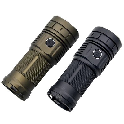15000 Lumens 4x XHP50 / SST40 / XPL Glare LED Flashlight Typ