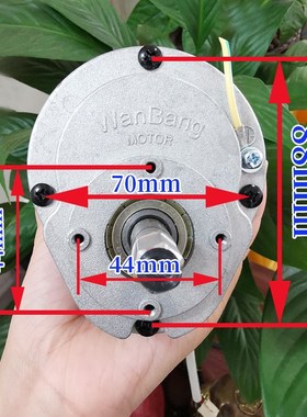 DC220v 200 w large torsion 2700 revolutions have permanent m