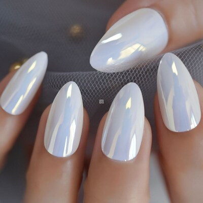 Unicorn Chrome Nails Fake Almond Medium White Acrylic Tips M