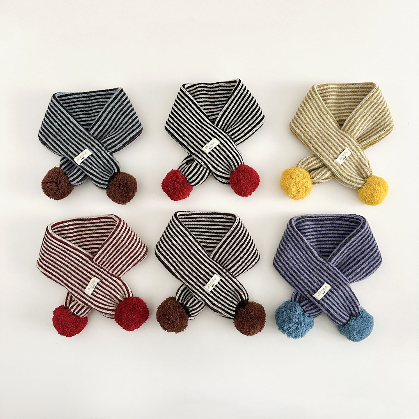 儿童围巾秋冬保暖防寒时尚条纹围脖男女宝宝简约百搭可爱球球围巾