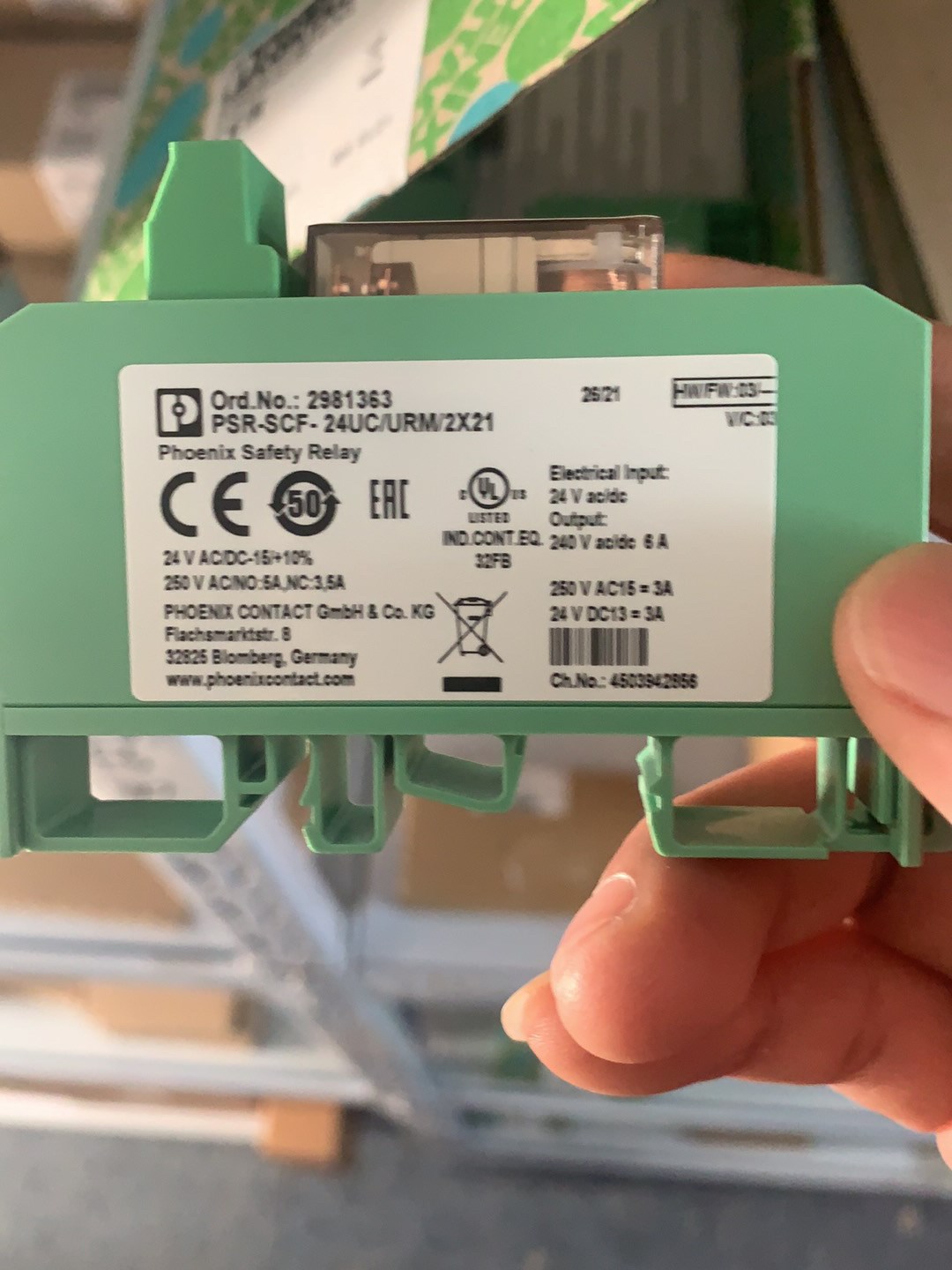 全新 菲尼克斯安全继电器 psr-scf urm 29813