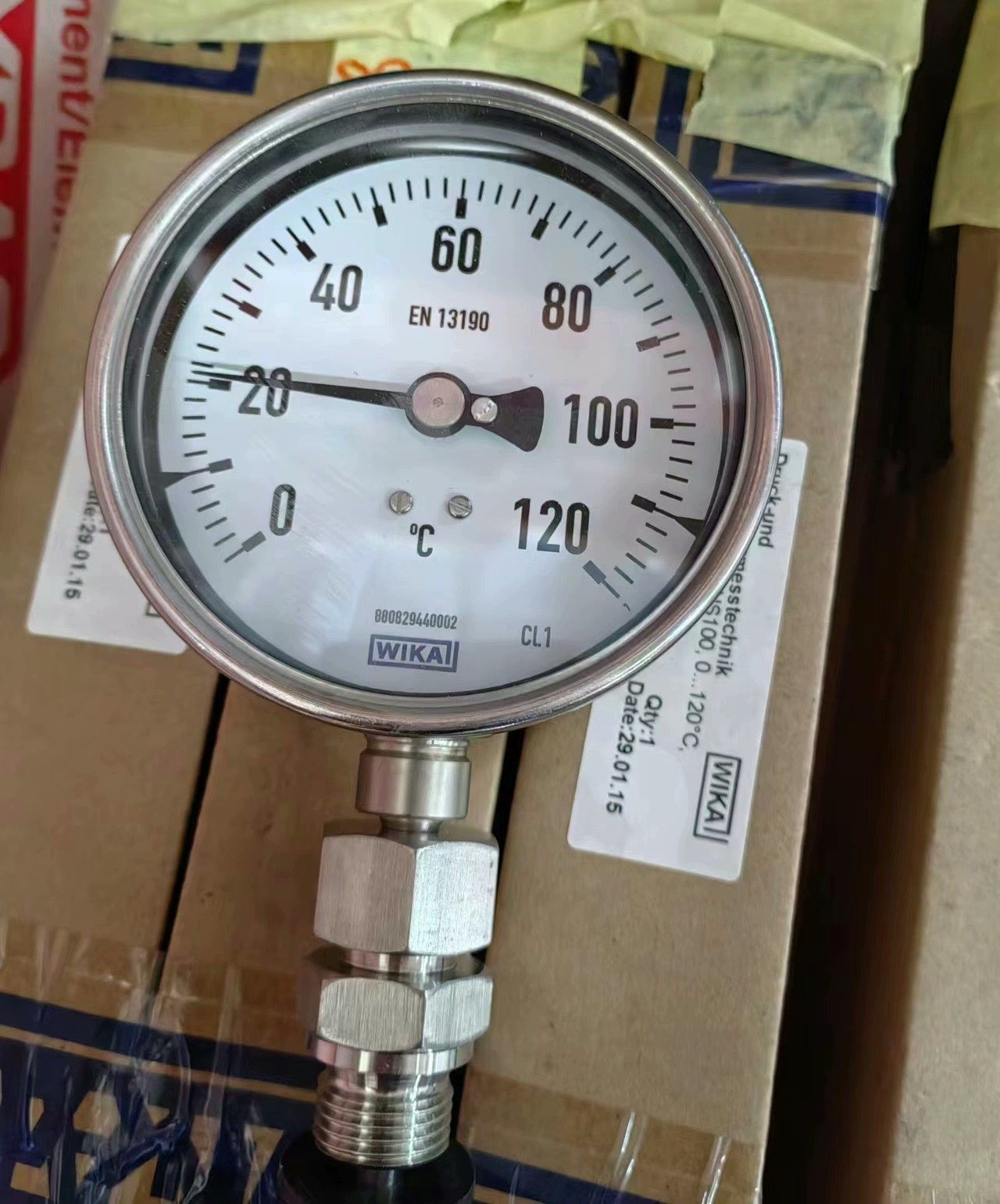 威卡wika温度表100直径,全新!g1/2接口.有好几个