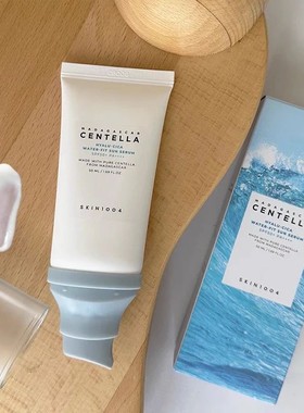 Madagascar Centella Facial Sunscreen SPF50+ PA++++ Hyalu-cic