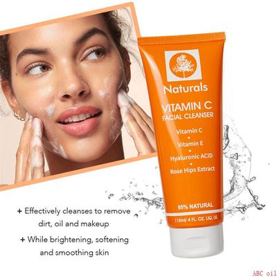 Face Cleanser Vitamin C Whitening Facial Wash Moisturizer乳