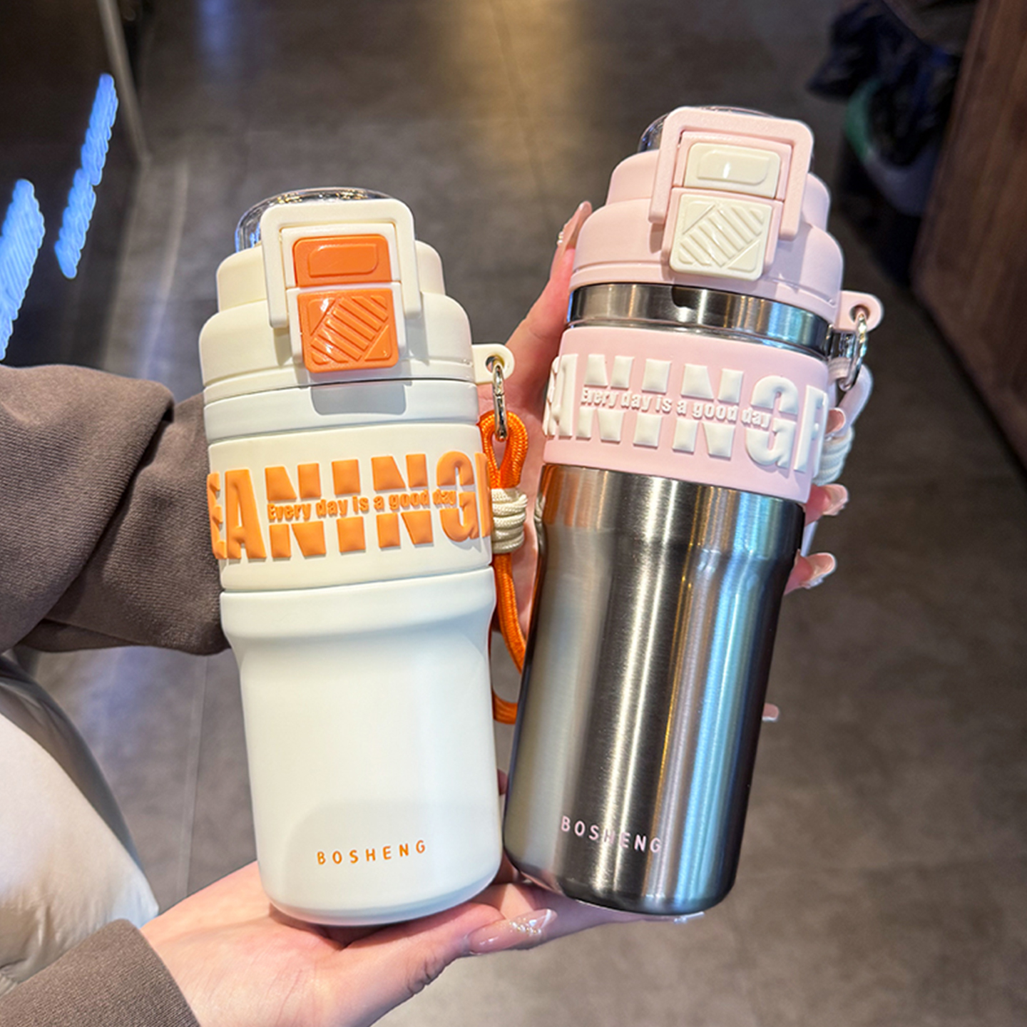 咖啡保温杯女2025新款便携吸管杯