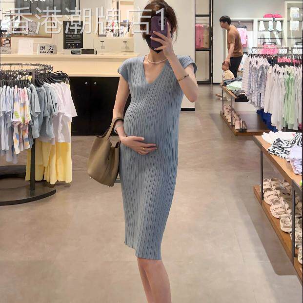 孕妇装2025法式v领高级感短袖修身显瘦中长款女士针织连衣裙夏季