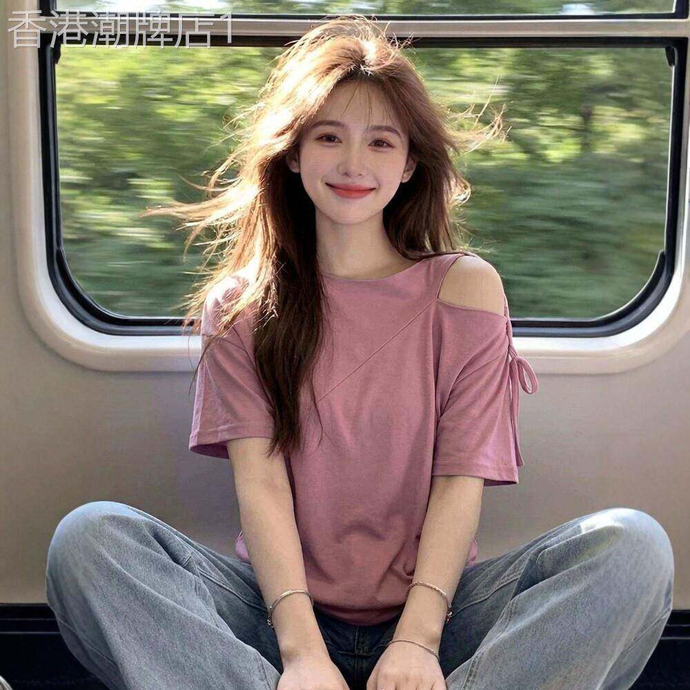 日系粉色镂空绑带圆领短袖t恤女夏季设计感别致宽松外穿露肩上衣