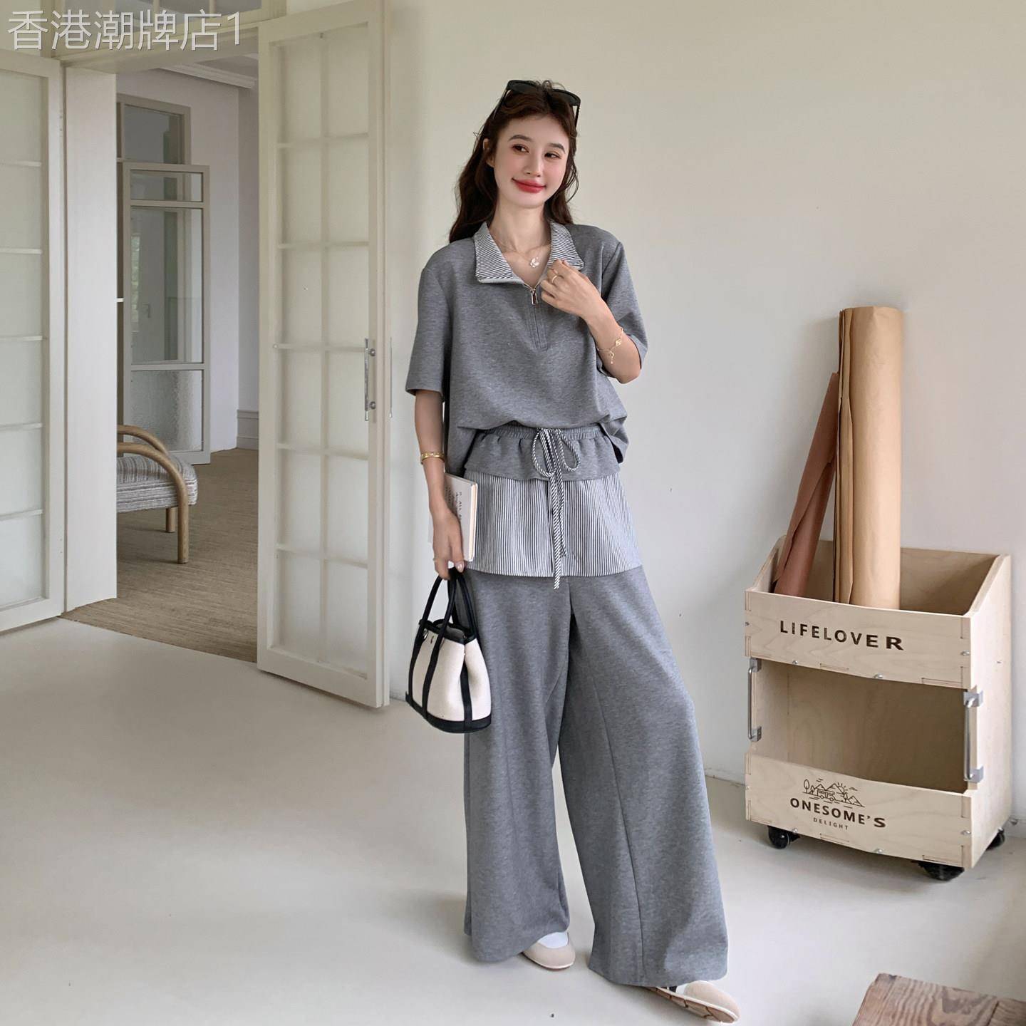 灰色休闲运动套装女2026夏新款短袖T恤条纹拼接屁帘阔腿裤两件套