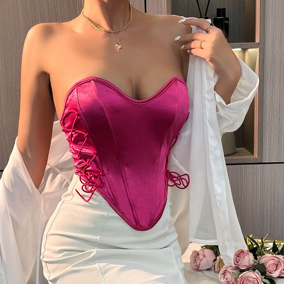 欧美风ins热销性感辣妹系带纯色裹胸街头露背鱼骨束腰菱形小背心
