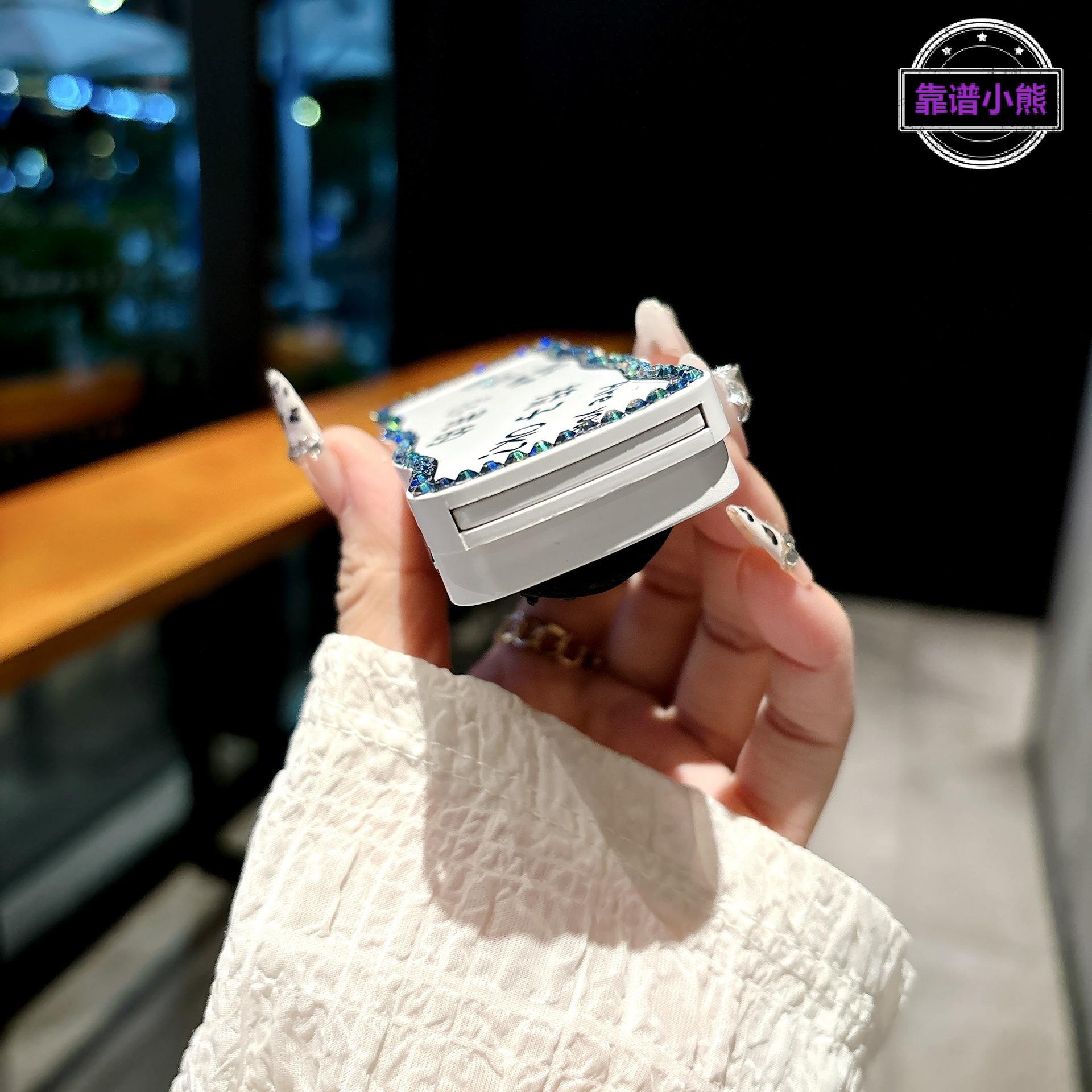 新款创意卡通梳子学生可爱刘海小梳子可折叠软齿梳子简约