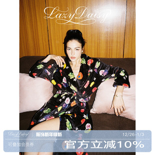 南意盛夏水果印花珊瑚绒睡袍保暖家居服女 Freja系列 Lazy Daisy