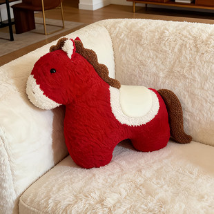 红色小马驹抱枕沙发靠枕马年靠垫新年喜庆布置家用高颜值2026新款