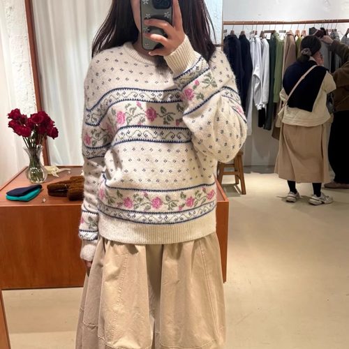 sienne简约复古玫瑰提花圆领混纺毛衣25冬季新款韩货定制