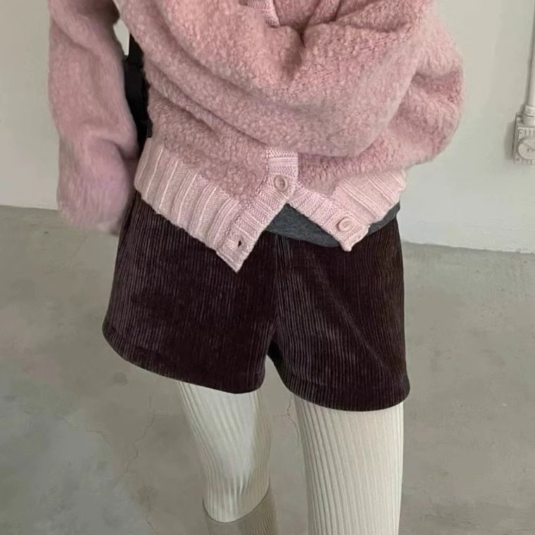 atmosphere休闲丝绒竖坑条松紧腰短裤25冬季韩货定制