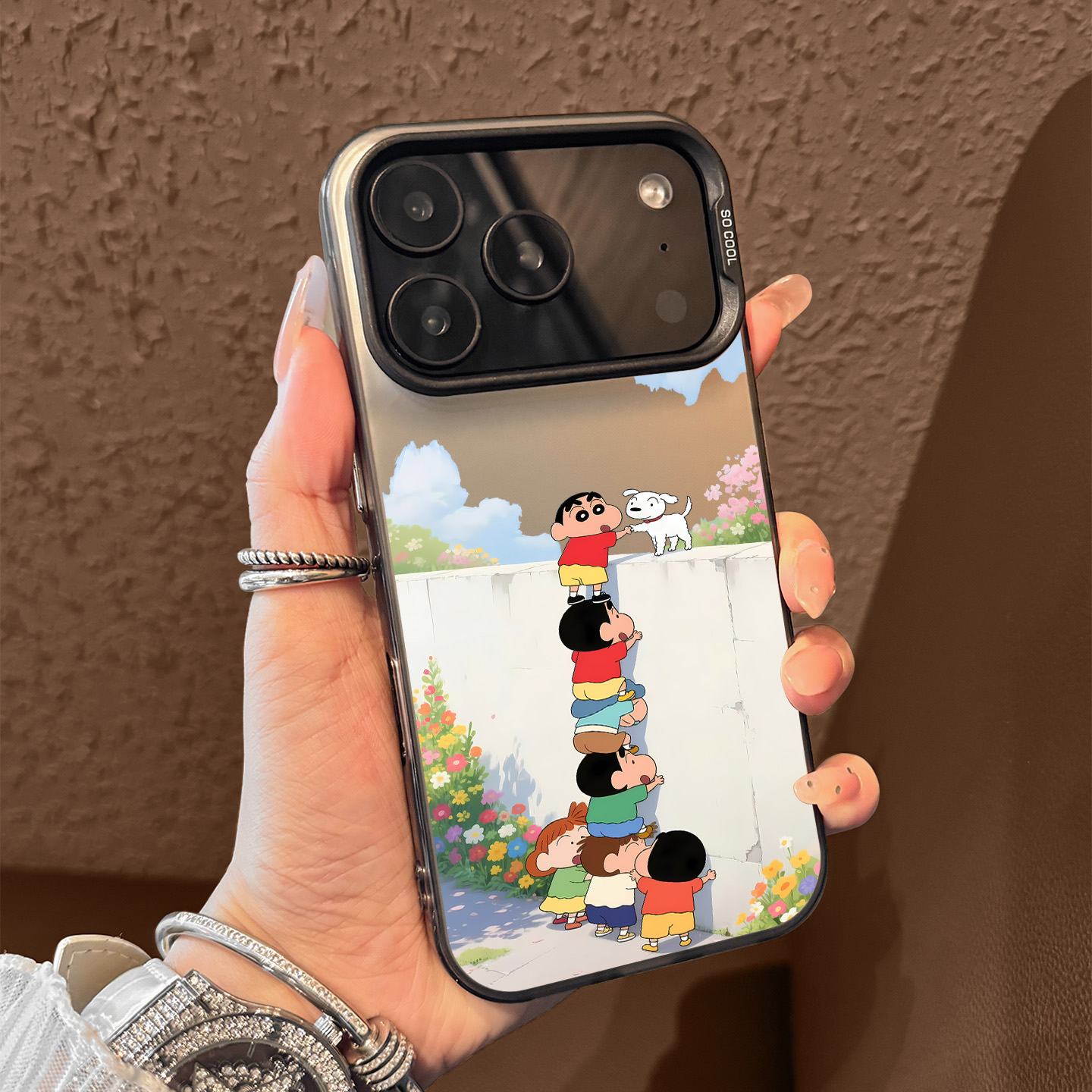 适用苹果17promax手机壳iPhone17女新款16pro高级感小众15plus可爱小新14防摔硬壳13独特好看12外壳保护套零