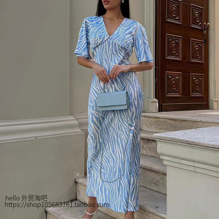 欧美风短袖显瘦露背气质印花连衣裙 Sexy V-neck open back dress