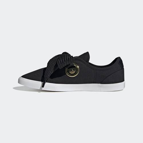 Adidas/阿迪达斯 女子三叶草经典运动休闲鞋 FV0741