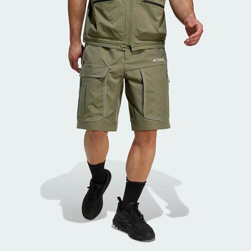 Adidas/阿迪达斯 男子 SHORTS 户外撞色宽松运动短裤 JD3487