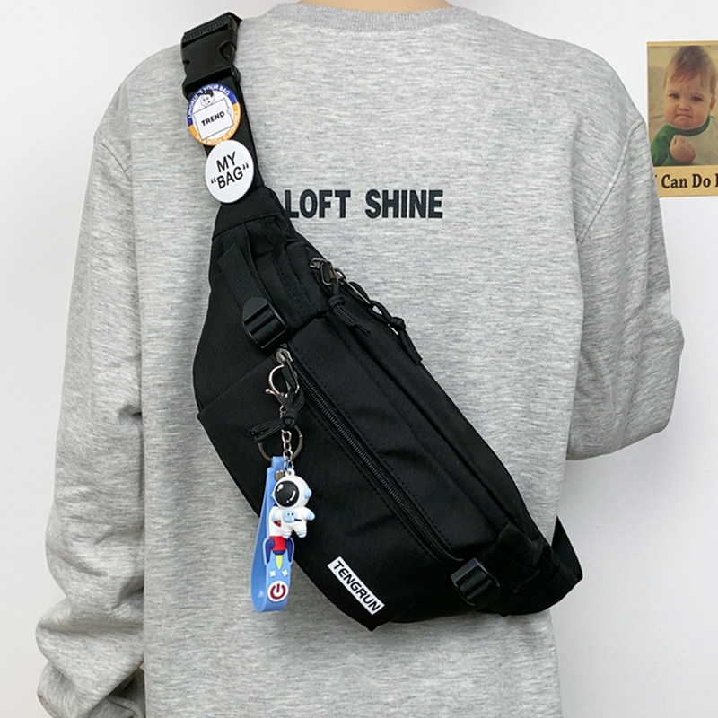 潮流男生斜挎包小包潮摩托车骑行挎包男款大学生背包休闲运动胸包