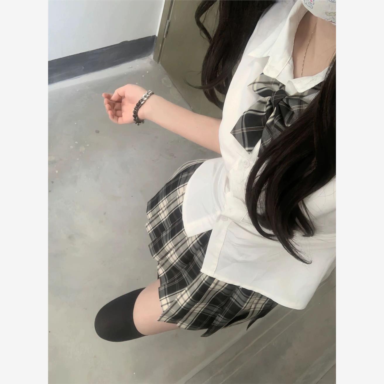 原创黑白格JK制服裙狗短