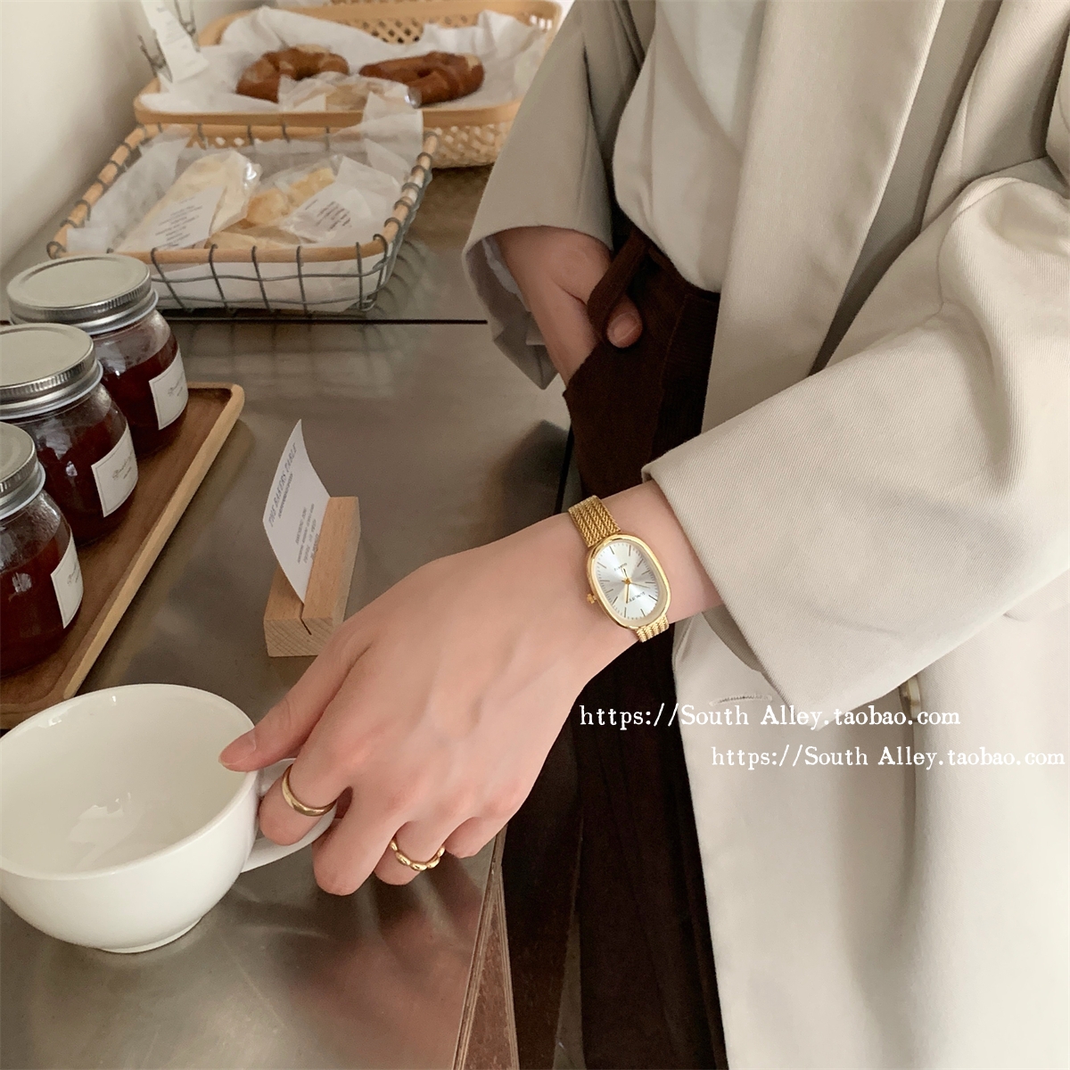 韩系椭圆形小表盘手表女