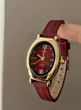 安可拉红酒桶复古小表盘手表女初高中生百搭小巧时尚精致百搭腕表
