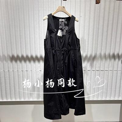 衣播商场女装宽松U领抽绳暗黑裙无袖背心连衣裙BDS1LD0080瞬息