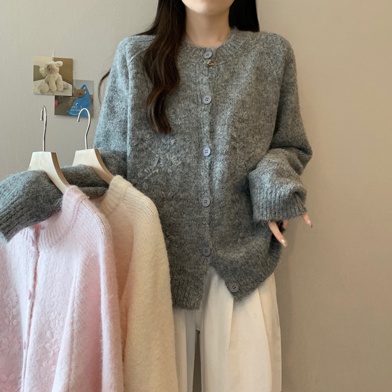 实拍大码女装秋冬新款立体重工刺绣针织开衫别致甜美显瘦毛衣外套