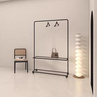 服装店橱窗展示架多层陈列架黑色哑光带玻璃层架挂衣架服装展示架