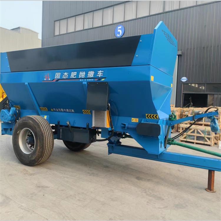 四轮车8方横抛撒肥车牛羊粪便牧场抛粪车冻块硬块干湿施肥机
