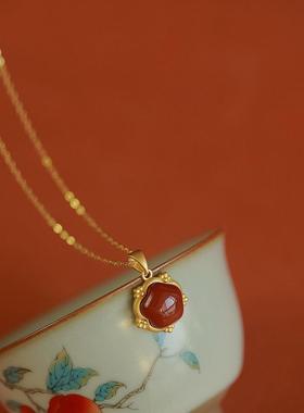 大家闺秀粉黛镀金吊坠女款中国红复古风国潮民族风高级感锁骨项链