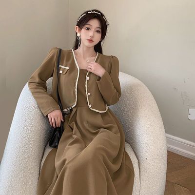 宽松秋装法式小香风外套吊带连衣裙梨形身材显瘦遮肉两件套装女