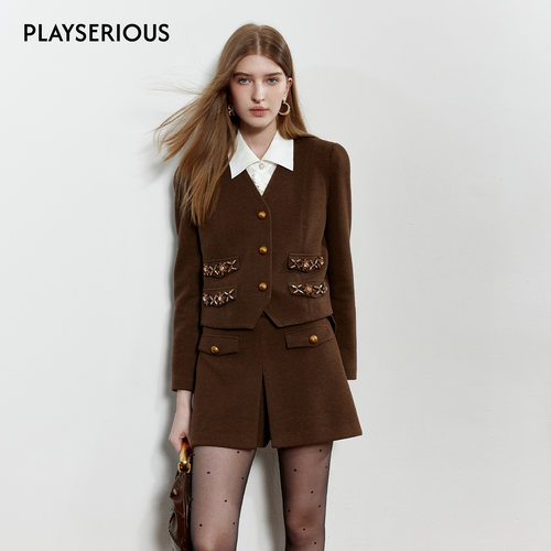 ROCHAROMMA 2025秋季新款手工钻花V领上衣钻扣腰带裙裤女士套装