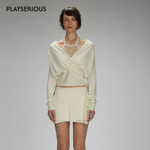 LACERTA 2025秋冬新款奶白色蝙蝠袖亮片挂脖两件套羊毛针织毛衣女