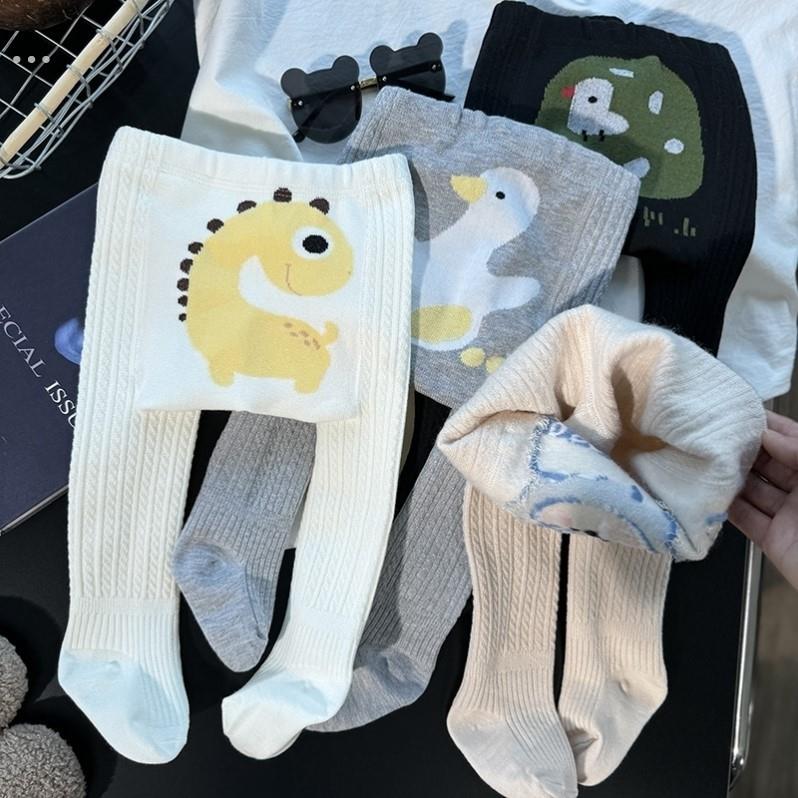 婴儿长裤子外穿春秋冬季女童打底裤加绒连裤袜男童宝宝秋装大PP裤