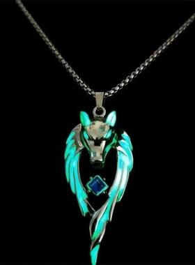 夜光狼王三件套火焰龙翼龙复古嘻哈个性街头儿童发光吊坠项链男