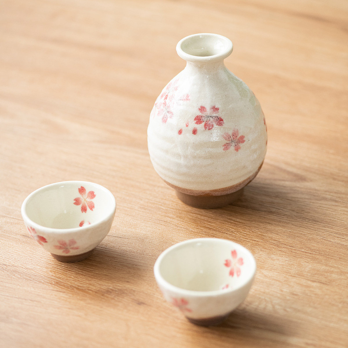 日本进口美浓烧有田烧日式平安樱花粗陶瓷描金酒壶花瓶清酒壶礼盒