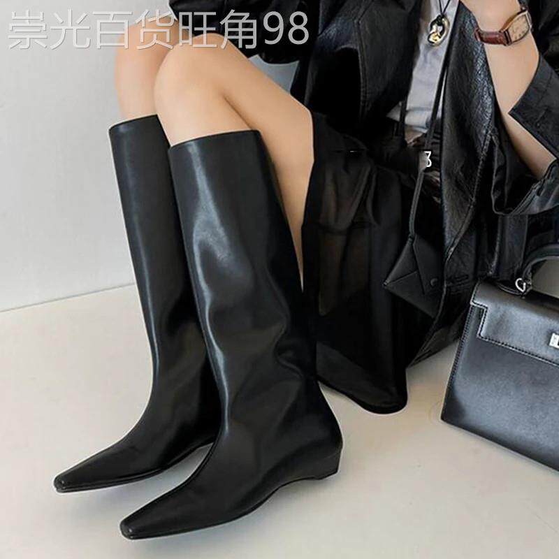 真皮简约黑色长筒靴女款2026冬季新款高筒靴子坡跟骑士不过膝长靴