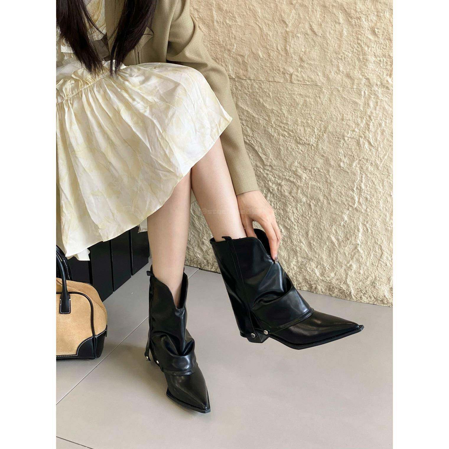香港真皮尖头西部牛仔靴裸色女靴2025春季小增高马蹄跟短靴裤靴