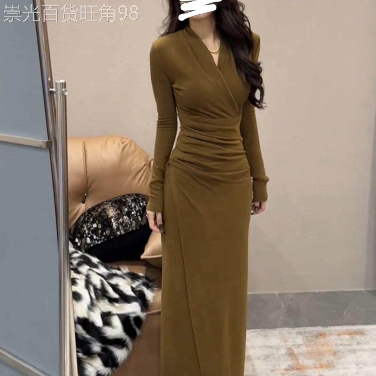 御姐风V领长袖连衣裙女2026秋冬新款收腰显瘦开叉包臀性感风长裙