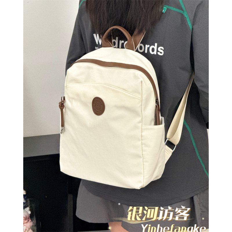 ins风简约轻便旅行背包女日常休闲百搭通勤包包大学生上课双肩包