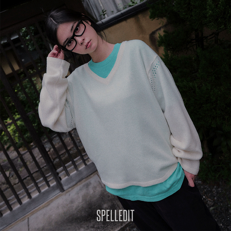 SPELLEDIT新品镂空V领针织衫