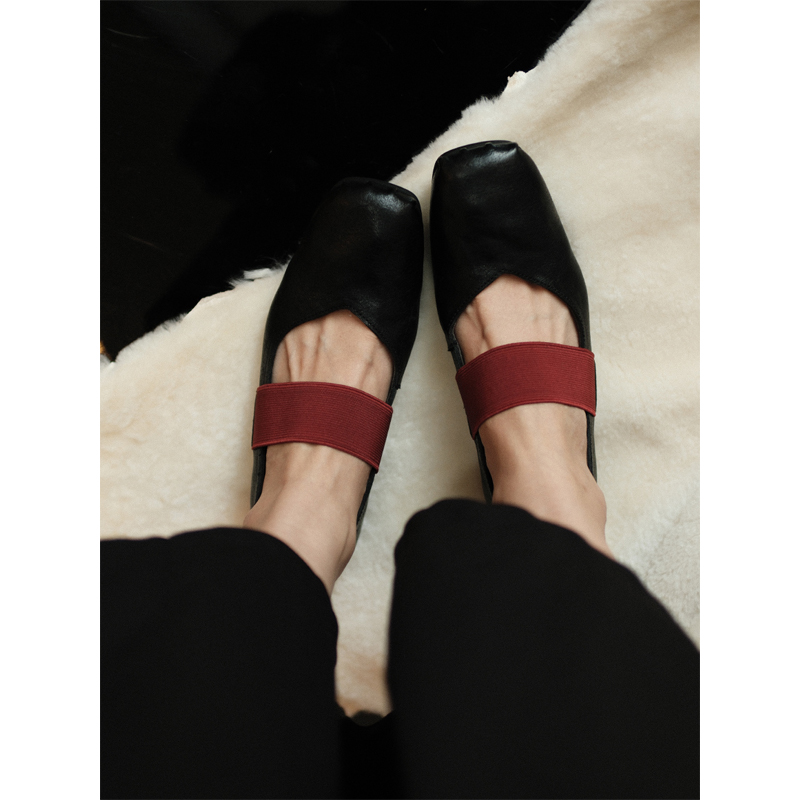 敦绿岛·吸引力｜attractive粗跟一字带复古玛丽珍单鞋撞色皮鞋