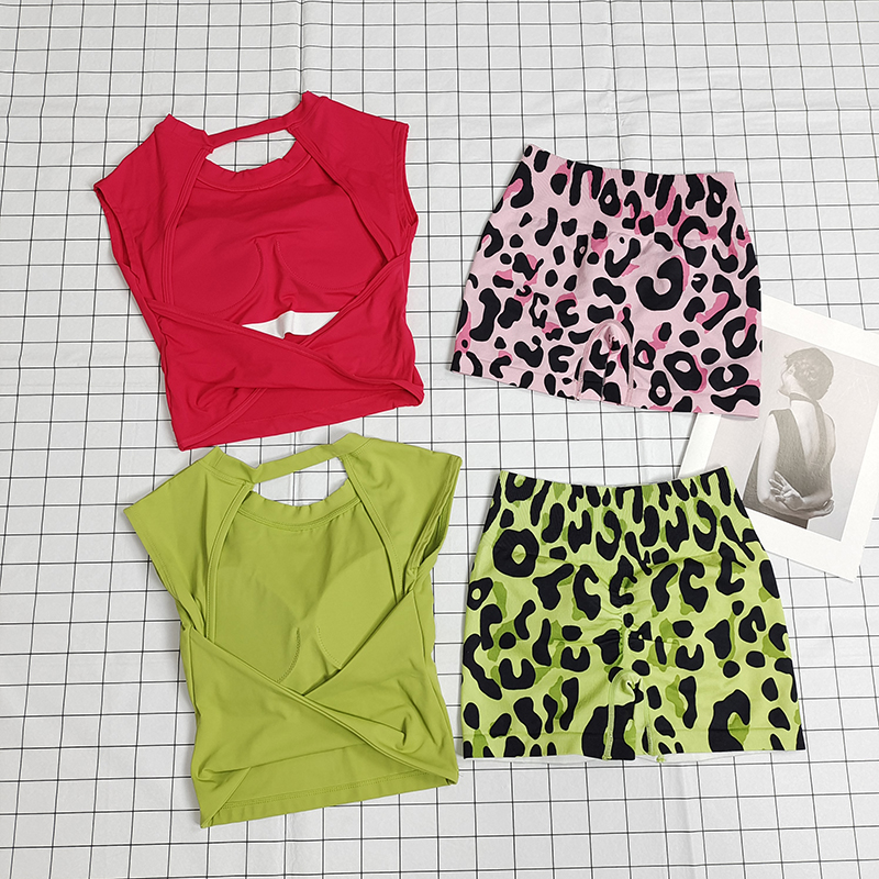 无袖带胸垫瑜伽服上衣夏多巴胺印花短裤女蜜桃显臀健身裤辣妹套装