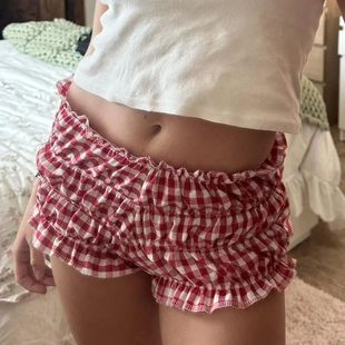 Leisure low waisted lace plaid shorts 休闲低腰花边格子短裤女