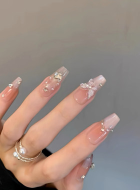 腮红蝴蝶猫眼纯手工穿戴甲中长款裸色显白新娘结婚光疗假指甲片