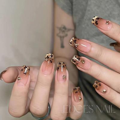 豹纹法式纯手工穿戴甲猫眼爆闪高级感气质显手白美甲指甲贴片短款