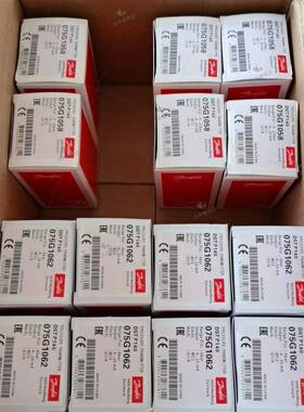 丹佛斯压力传感器DST P140 075G1062 1100 1061 54 56 58 93 99