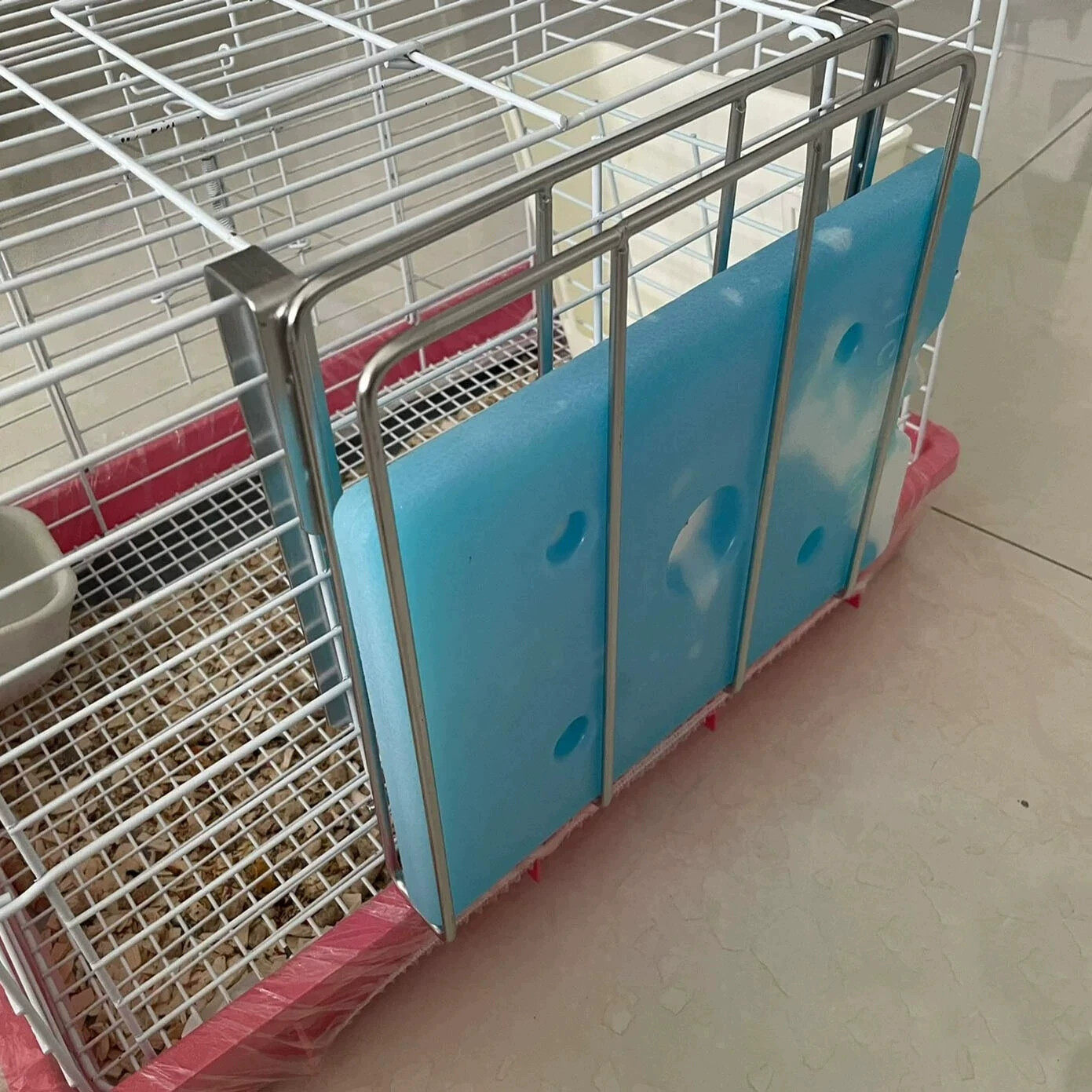 宠物降温自制空调房冰盒龙猫冰窝笼兔子冰屋冰窝仓鼠笼子diy冰板
