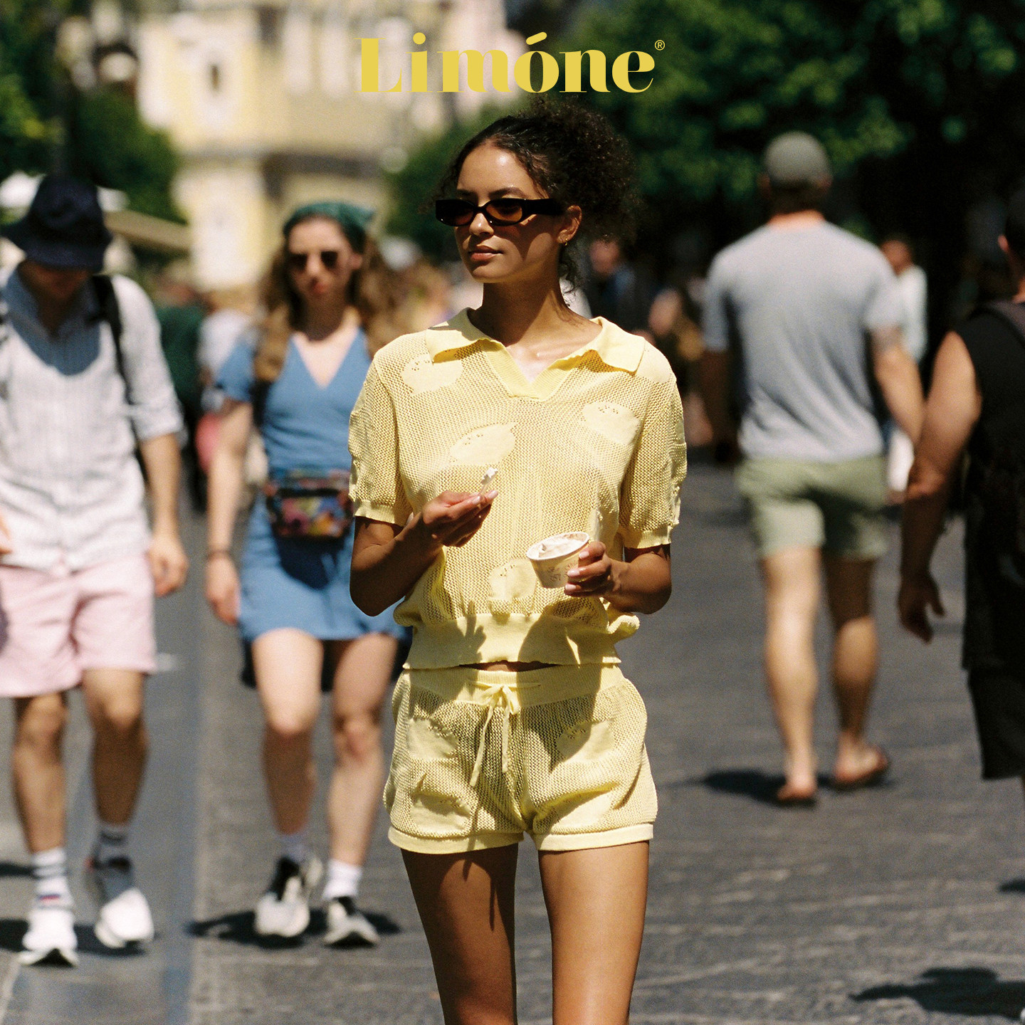Limone柠檬暗花黄色针织度假套装图片